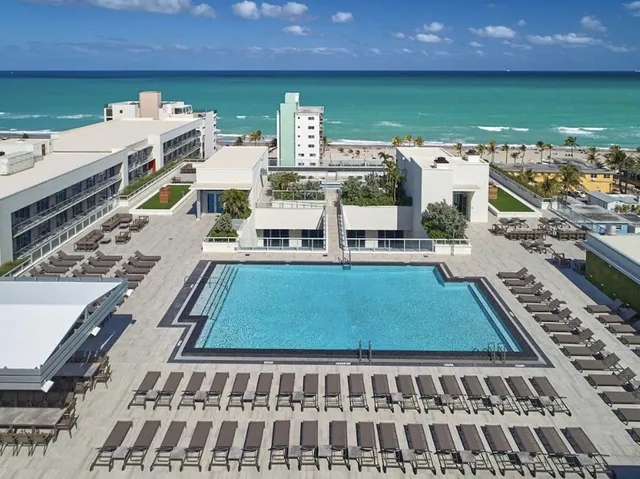 Costa Hollywood Beach Hotel