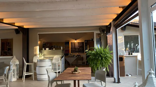 Lugana Beach - Bar • Ristorante • Pizzeria