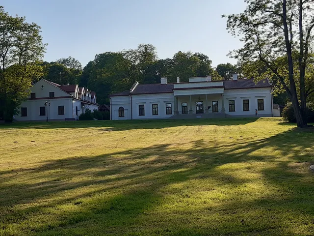 Dwór Ignacego Jana Paderewskiego w Kąśnej Dolnej