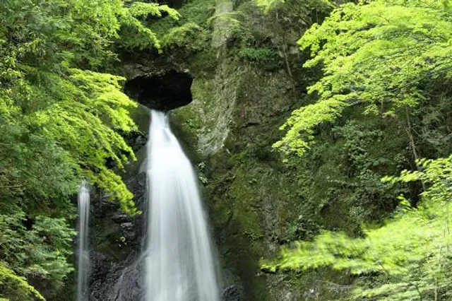Nagasawa Falls
