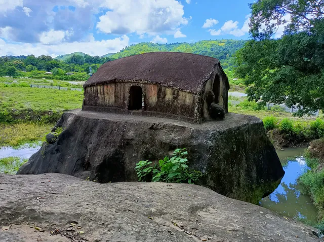 Maibang Stone House