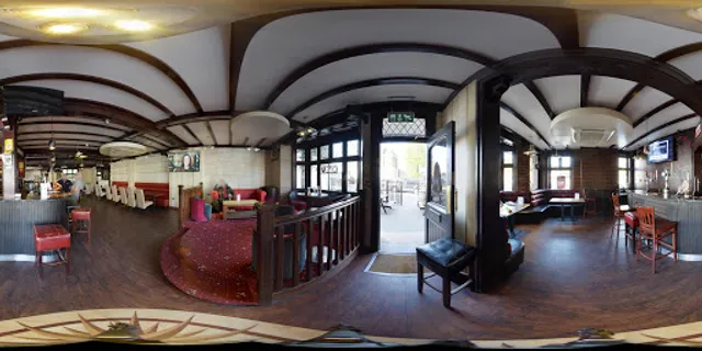 Casuarina Tree Restaurant & Bar