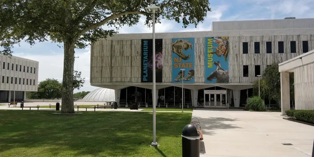 Planetarium At NJ State Museum