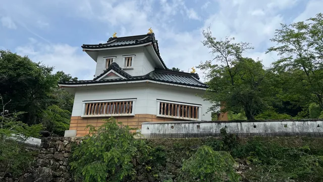 Ogurayama Castle
