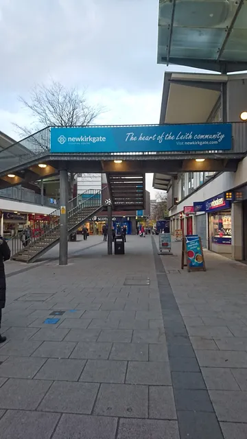 Newkirkgate Shopping Centre