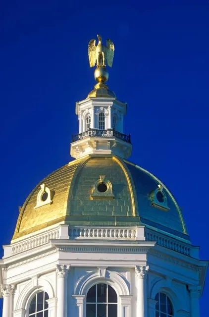 Ploshchad' Tysyacheletiya