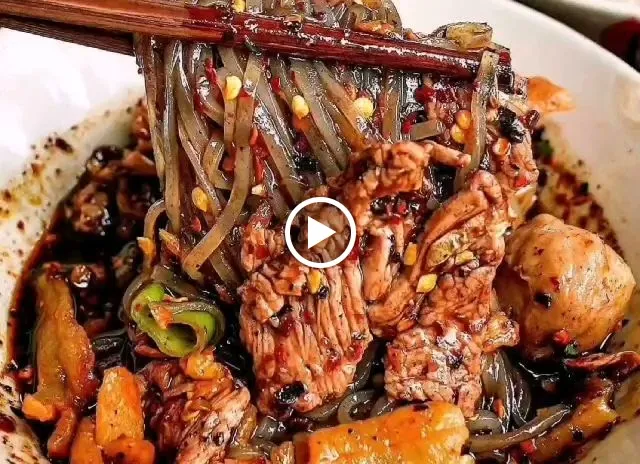 ก๋วยเตี๋ยวเรือป.ประทีปภูเก็ตสาขากะตะ