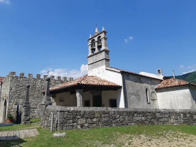 Castello di Ahrensperg