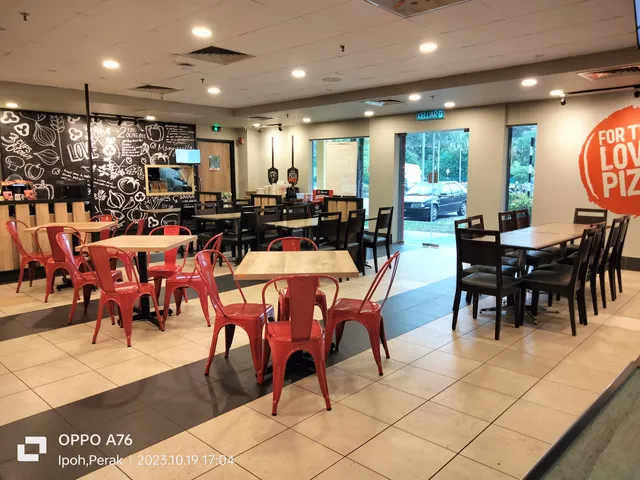 Pizza Hut Restaurant TF Value Mart Ipoh