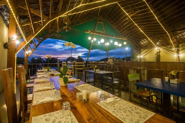 Artomoro Restaurant and Grill