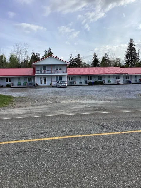Grove Motel