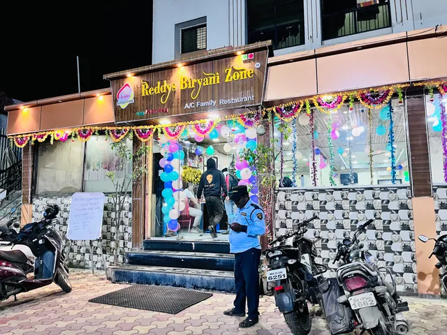Reddys biryani zone