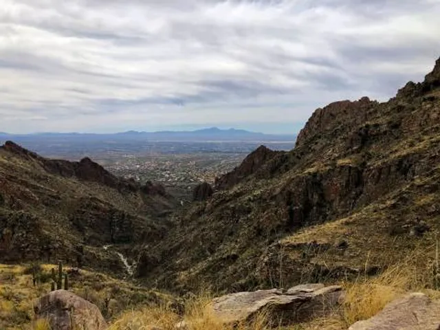 Ventana Canyon Trailhead