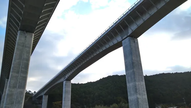 Katsurayamakamijiyo Park