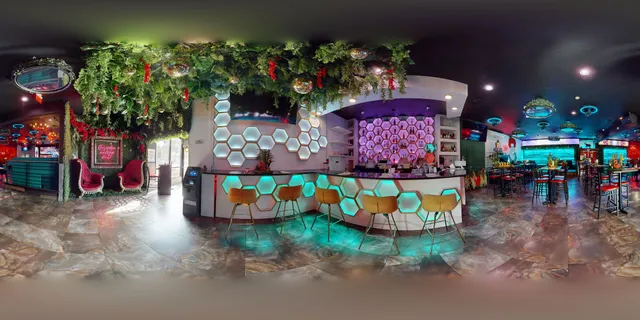 Gozamba Restaurant & Lounge