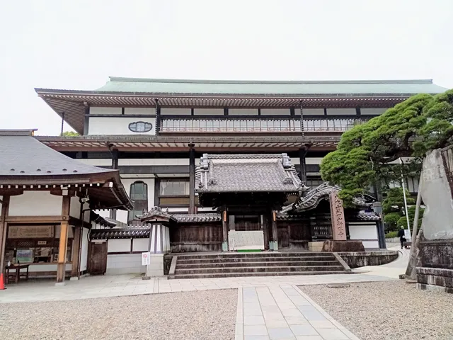 Korinkaku Hall