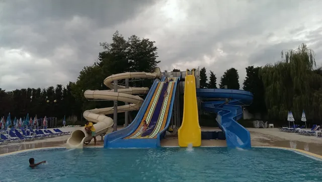 Mineralen Plaj-Ovoshtnik