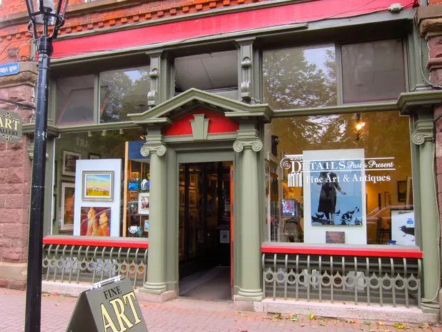 Details Fine Art Gallery