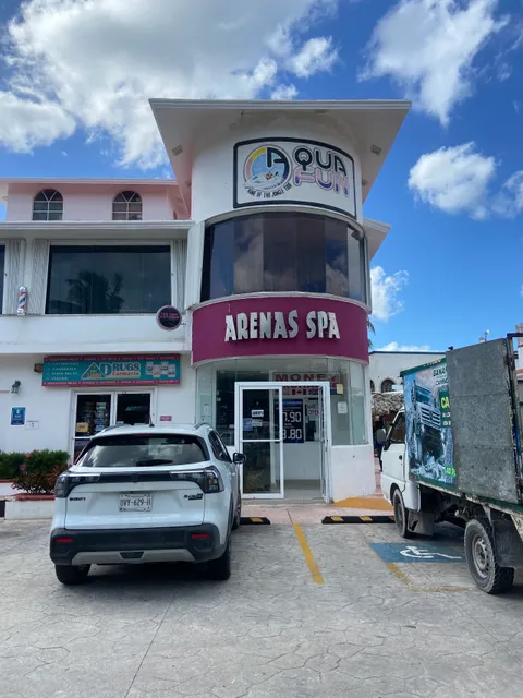 The Pink Coconut Cancun