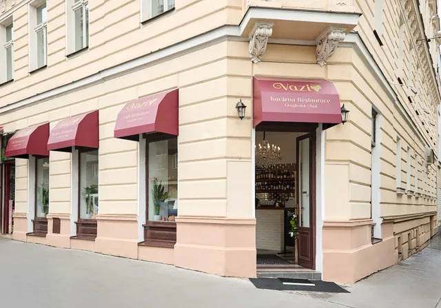 Vazi Restaurant Prague / Georgian Taste