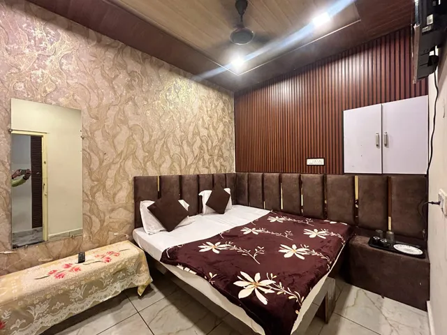 Hotel Shree Radhe Sagar