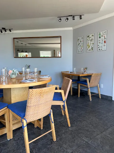 WILD MOUNTAIN Food & Drink