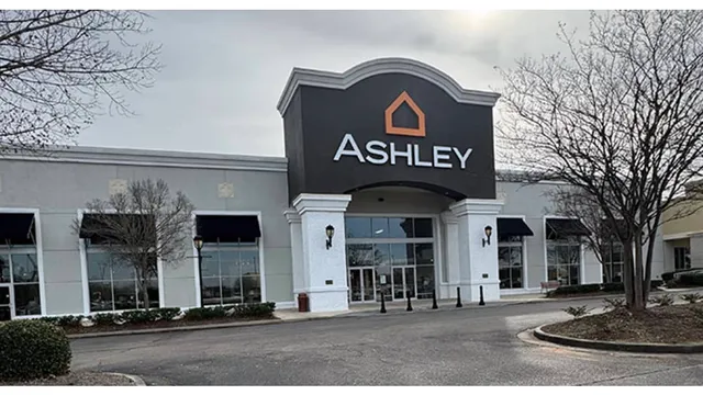 Ashley Store