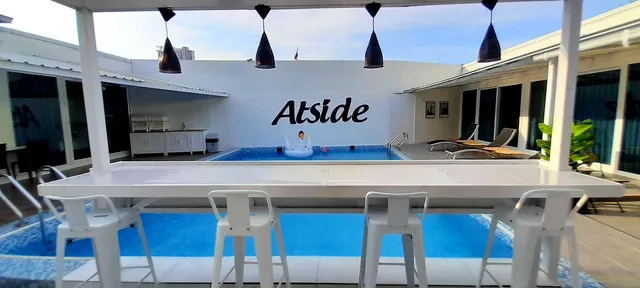 Atside Pool Villa (9 Rooms)