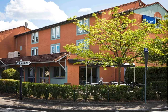 Hotel Kyriad South Lyon Saint-Genis-Laval