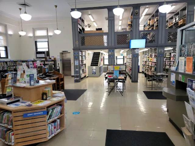 Brooklyn Public Library - Walt Whitman Branch