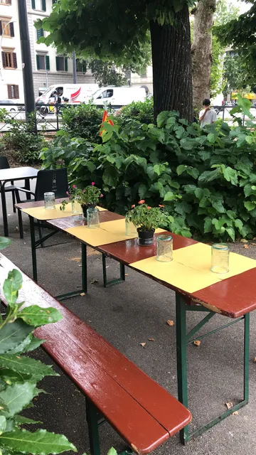 Edicola Gastronomica (CHIUSO TEMPORANEAMENTE PER LAVORI TAV) Seguiranno info su Instagram nome pagina edicola_gastronomica