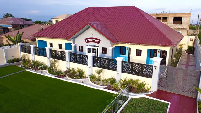 Bella Ella Hotel & Event Center