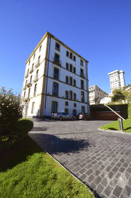 Photomuseum Argazki eta Zinema Museoa / Museo de Fotografía y Cine