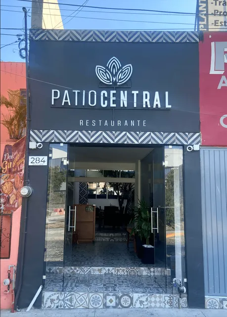 Patio Central