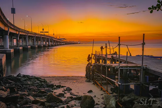Bawah Jambatan Pulau Pinang