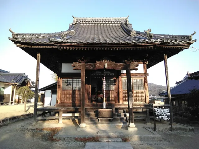 アキコクブンジ