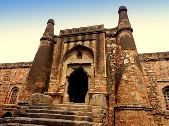 Khirki Masjid