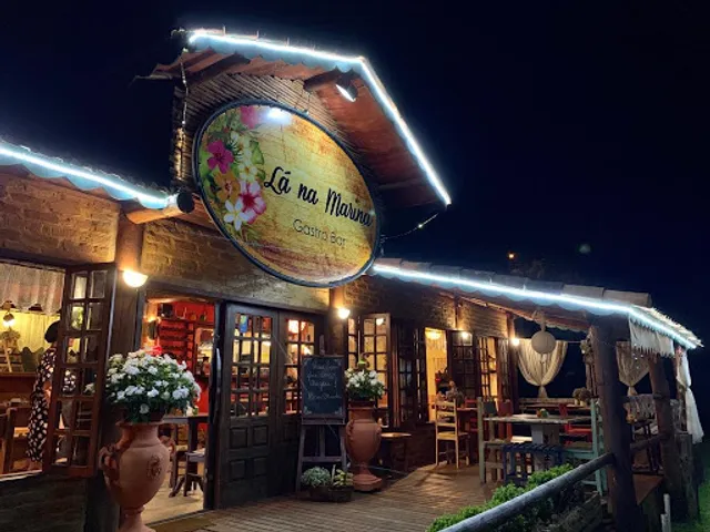 Lá na Marina Bistrô - Mury