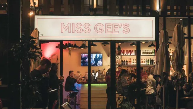 Miss Gee's Bar & Restaurant