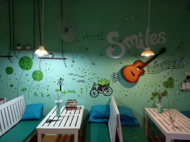 Smile Cake & Milk tea