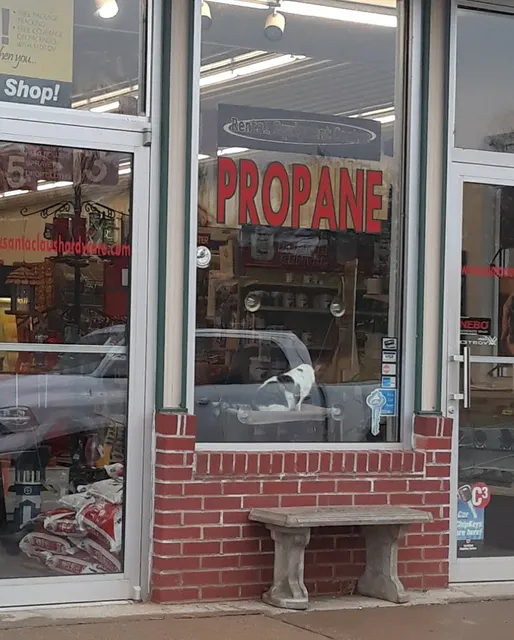 Santa Claus Hardware Inc.(NOT Ace)