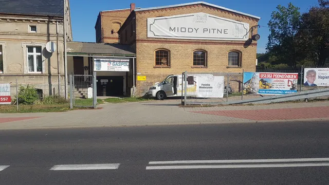 Miodosytnia Dziki Miód Noclegi