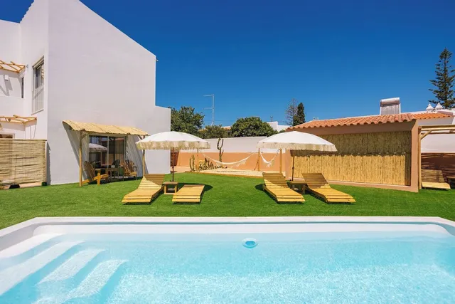 Coral Botique Suites