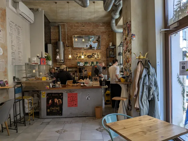 Paręosób Gallery Cafe