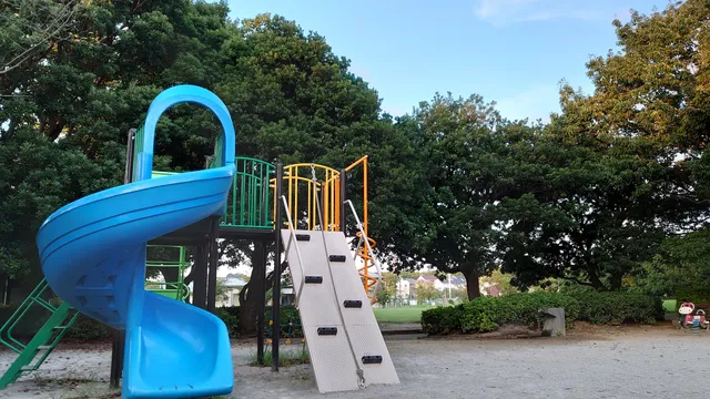 Miwamidoriyama Central Park