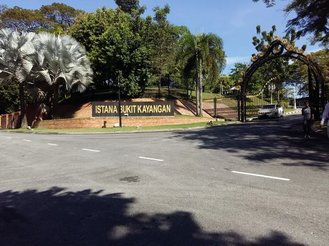 Bukit Kayangan Palace