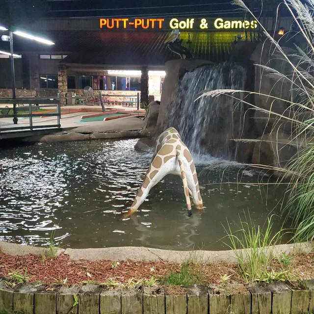 Putt-Putt Golf & Games