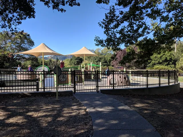 Moraga Commons Park
