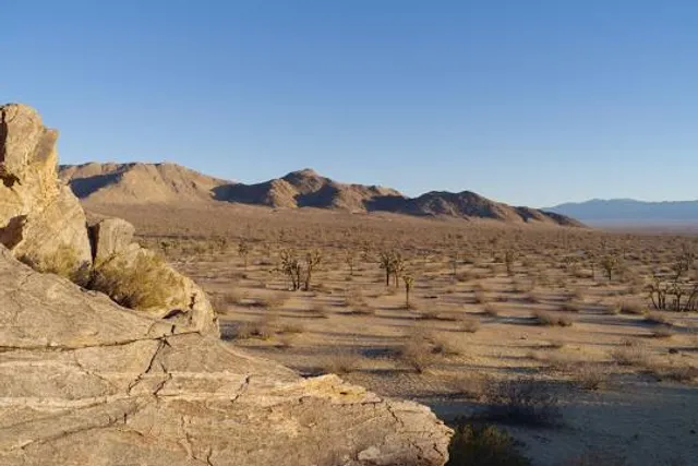 Saddleback Butte State Park