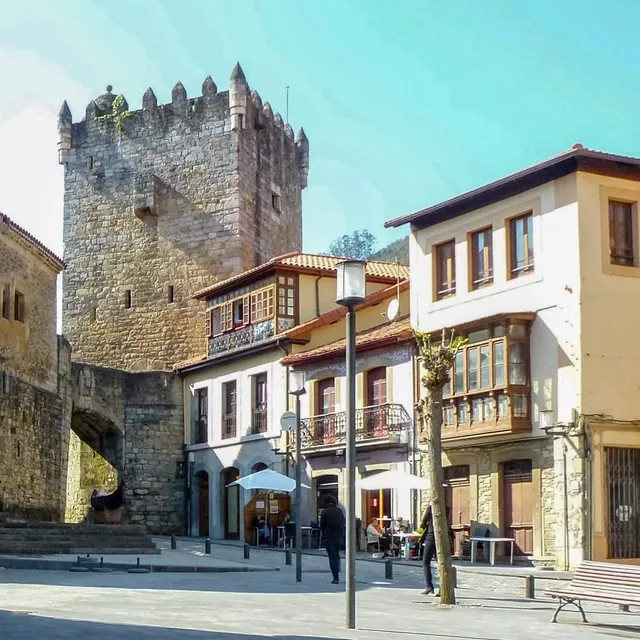 Torre de Valdés Salas